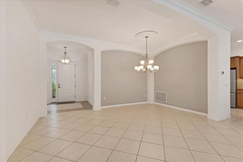 Villa ou maison à louer à Lakewood Ranch, Floride: 3 chambres, 200.95 m2 № 1775592 - photo 4