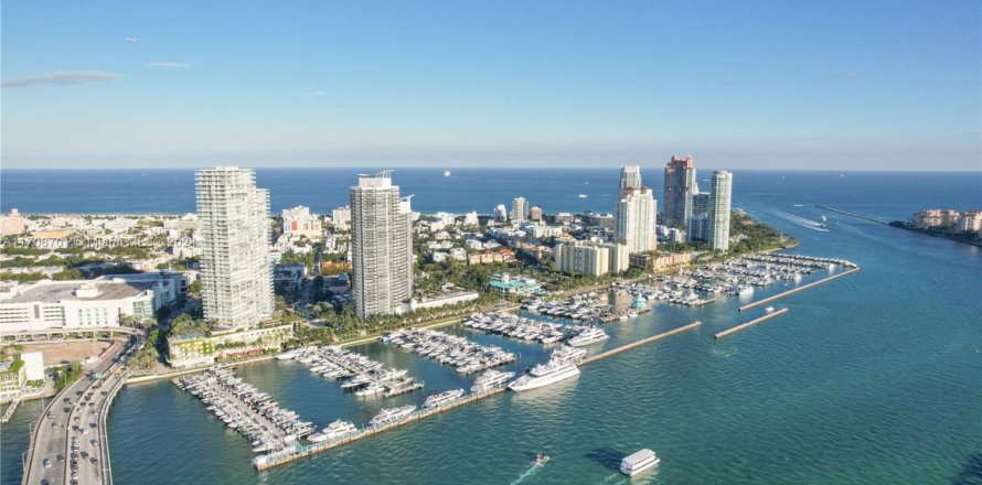 Condo à Miami Beach, Floride, 2 chambres № 1934247