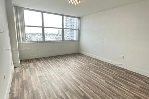 Copropriété à louer à Aventura, Floride: 1 chambre, 93.37 m2 № 1966221 - photo 8