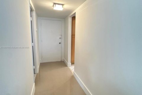 Copropriété à louer à Aventura, Floride: 1 chambre, 93.37 m2 № 1966221 - photo 6