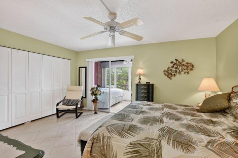 Condo in Deerfield Beach, Florida, 1 bedroom  № 2246233 - photo 5