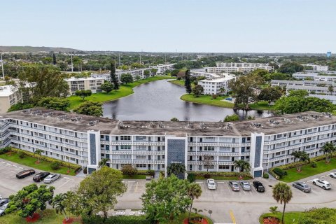 Condo in Deerfield Beach, Florida, 1 bedroom  № 2246233 - photo 27