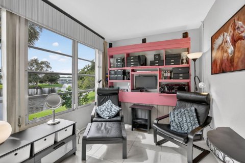 Condo in Deerfield Beach, Florida, 1 bedroom  № 2246233 - photo 8