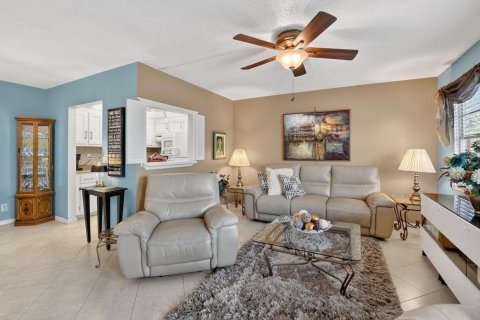 Condo in Deerfield Beach, Florida, 1 bedroom  № 2246233 - photo 10