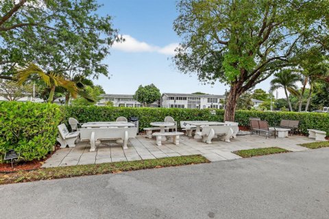 Condo in Deerfield Beach, Florida, 1 bedroom  № 2246233 - photo 26