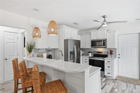 Villa ou maison à vendre à Anna Maria, Floride: 2 chambres, 123.75 m2 № 2148125 - photo 24