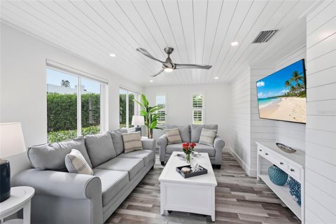 Villa ou maison à vendre à Anna Maria, Floride: 2 chambres, 123.75 m2 № 2148125 - photo 12