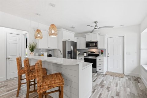 Villa ou maison à vendre à Anna Maria, Floride: 2 chambres, 123.75 m2 № 2148125 - photo 20