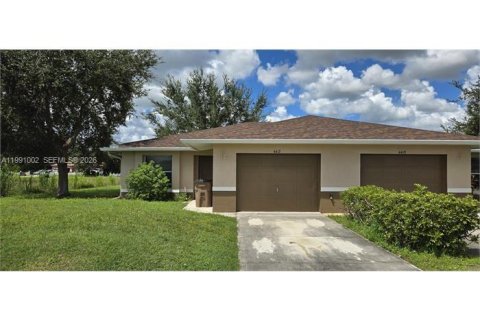 Villa ou maison à Lehigh Acres, Floride 3 chambres № 2248123
