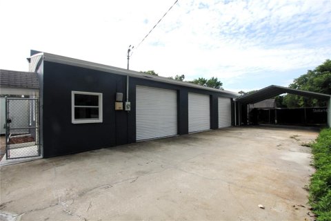 Immobilier commercial à vendre à Zephyrhills, Floride № 1570441 - photo 3