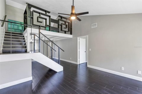 Condo in Winter Haven, Florida, 2 bedrooms  № 1846559 - photo 13