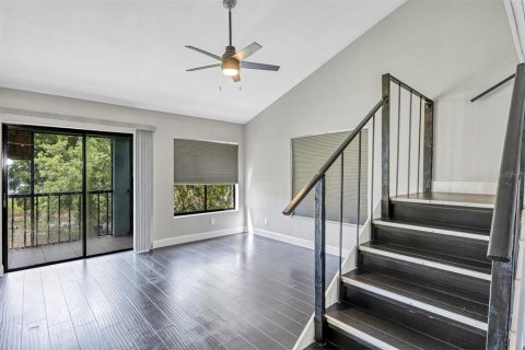 Condo in Winter Haven, Florida, 2 bedrooms  № 1846559 - photo 11