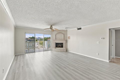 Copropriété à vendre à Tierra Verde, Floride: 2 chambres, 153.75 m2 № 2403245 - photo 4