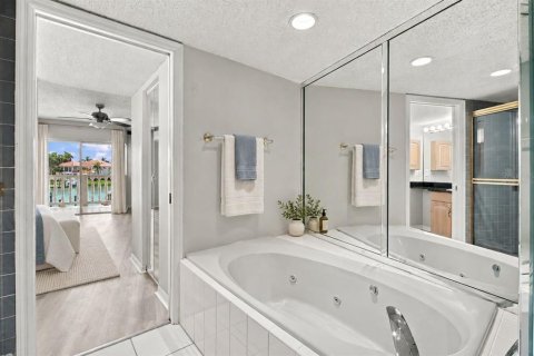 Copropriété à vendre à Tierra Verde, Floride: 2 chambres, 153.75 m2 № 2403245 - photo 27