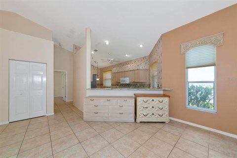 House in Sarasota, Florida 2 bedrooms, 135.17 sq.m. № 1829408 - photo 10