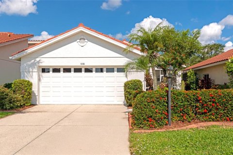 House in Sarasota, Florida 2 bedrooms, 135.17 sq.m. № 1829408 - photo 1
