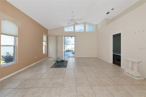 House in Sarasota, Florida 2 bedrooms, 135.17 sq.m. № 1829408 - photo 7