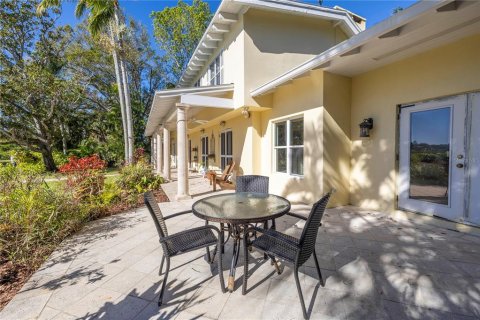 House in Saint Petersburg, Florida 3 bedrooms, 272.02 sq.m. № 1720139 - photo 20
