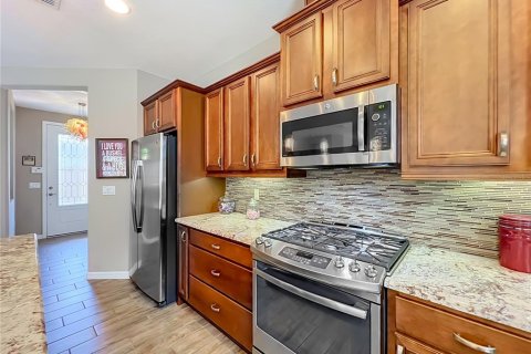 House in Groveland, Florida 2 bedrooms, 145.67 sq.m. № 2397009 - photo 6