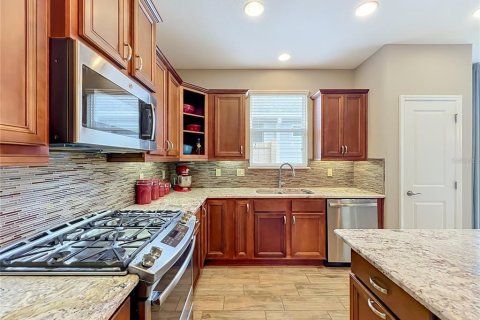 House in Groveland, Florida 2 bedrooms, 145.67 sq.m. № 2397009 - photo 5