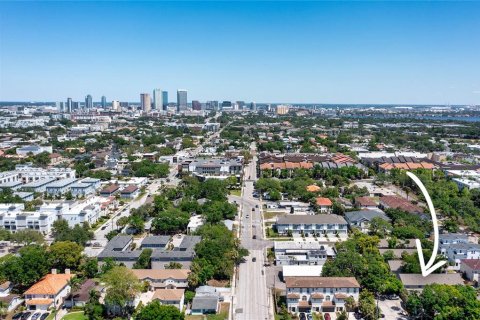 Adosado en venta en Tampa, Florida, 2 dormitorios, 104.24 m2 № 1840370 - foto 16
