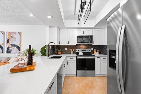 Adosado en venta en Tampa, Florida, 2 dormitorios, 104.24 m2 № 1840370 - foto 27