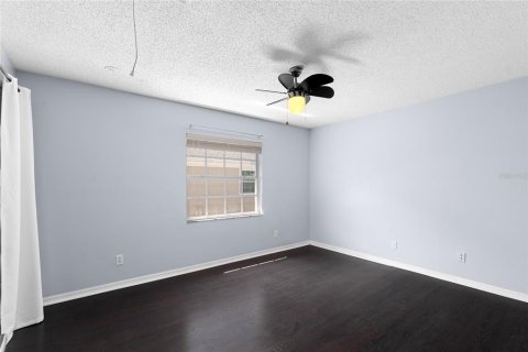 Adosado en venta en Tampa, Florida, 2 dormitorios, 104.24 m2 № 1840370 - foto 9