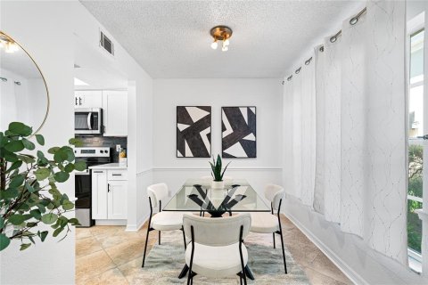 Adosado en venta en Tampa, Florida, 2 dormitorios, 104.24 m2 № 1840370 - foto 29
