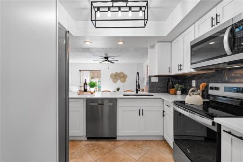 Adosado en venta en Tampa, Florida, 2 dormitorios, 104.24 m2 № 1840370 - foto 2