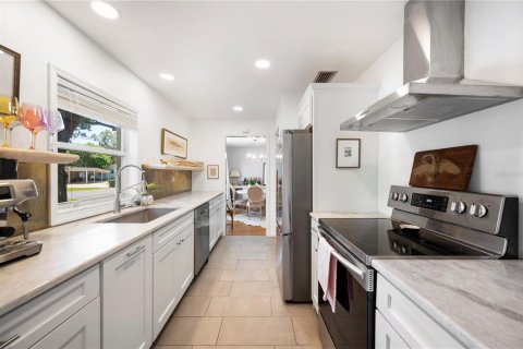 Casa en venta en Lakeland, Florida, 3 dormitorios, 127.55 m2 № 1725223 - foto 13