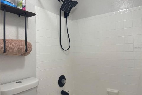 Condominio en alquiler en Orlando, Florida, 2 dormitorios, 112.23 m2 № 1888703 - foto 17