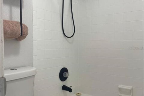 Condominio en alquiler en Orlando, Florida, 2 dormitorios, 112.23 m2 № 1888703 - foto 18