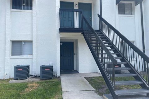 Condominio en alquiler en Orlando, Florida, 2 dormitorios, 112.23 m2 № 1888703 - foto 1