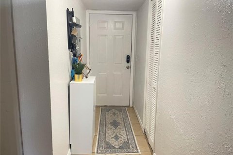 Condominio en alquiler en Orlando, Florida, 2 dormitorios, 112.23 m2 № 1888703 - foto 3