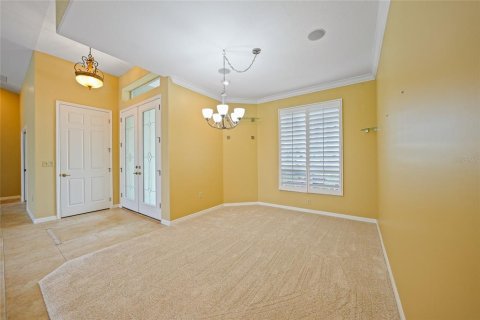 House in Punta Gorda, Florida 3 bedrooms, 242.01 sq.m. № 1910895 - photo 7