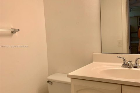 Copropriété à vendre à Hallandale Beach, Floride: 1 chambre, 72.46 m2 № 1942531 - photo 9