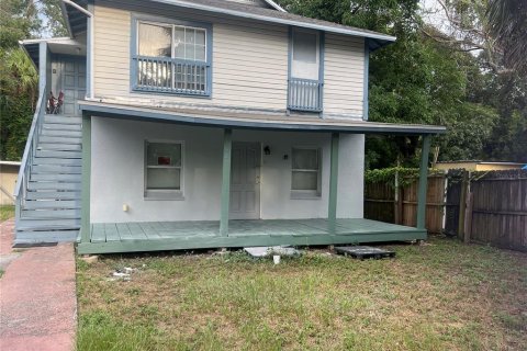 Apartment in Saint Petersburg, Florida 2 bedrooms, 83.61 sq.m. № 1905060 - photo 1