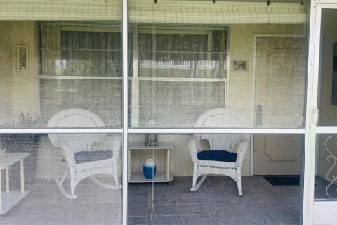 Condo in Boynton Beach, Florida, 2 bedrooms № 2246353 - photo 13