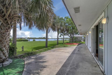 House in Edgewater, Florida 2 bedrooms, 113.53 sq.m. № 1751709 - photo 22