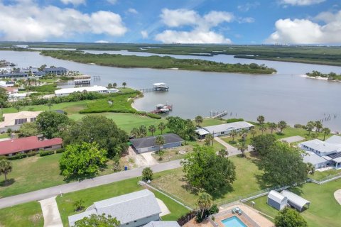 House in Edgewater, Florida 2 bedrooms, 113.53 sq.m. № 1751709 - photo 3