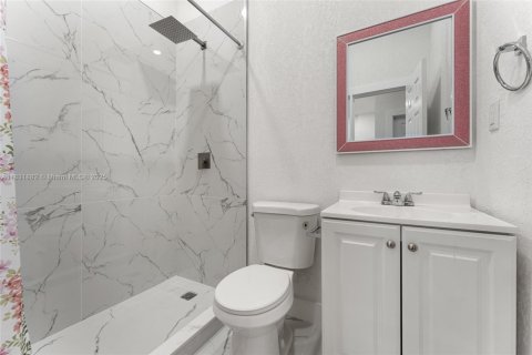 Immobilier commercial à louer à Homestead, Floride: 1 chambre, 236.34 m2 № 1818410 - photo 5
