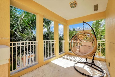 Touwnhouse à vendre à Lighthouse Point, Floride: 3 chambres, 172.24 m2 № 2017913 - photo 18
