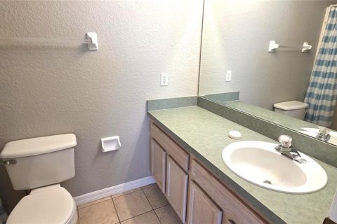 House in Davenport, Florida 5 bedrooms, 166.3 sq.m. № 2113796 - photo 16