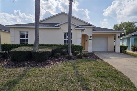 House in Davenport, Florida 5 bedrooms, 166.3 sq.m. № 2113796