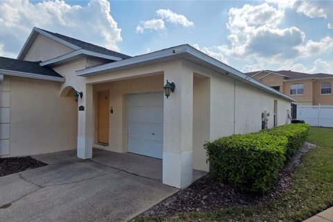 House in Davenport, Florida 5 bedrooms, 166.3 sq.m. № 2113796 - photo 3