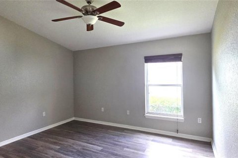 House in Davenport, Florida 5 bedrooms, 166.3 sq.m. № 2113796 - photo 8