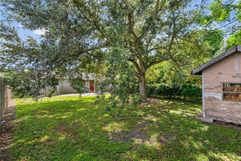 Immobilier commercial à vendre à Bradenton, Floride: 4 chambres, 140.47 m2 № 2360407 - photo 27