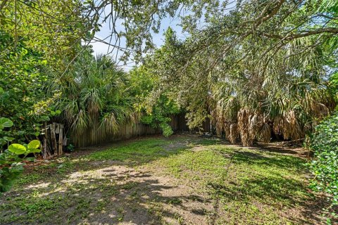 Immobilier commercial à vendre à Bradenton, Floride: 4 chambres, 140.47 m2 № 2360407 - photo 28