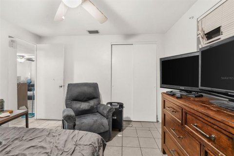 Immobilier commercial à vendre à Bradenton, Floride: 4 chambres, 140.47 m2 № 2360407 - photo 19