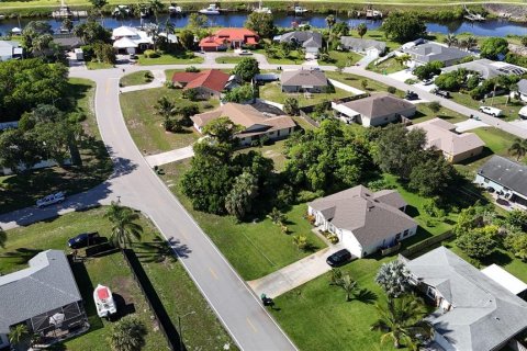 Land in Saint Lucie, Florida № 1901723 - photo 14